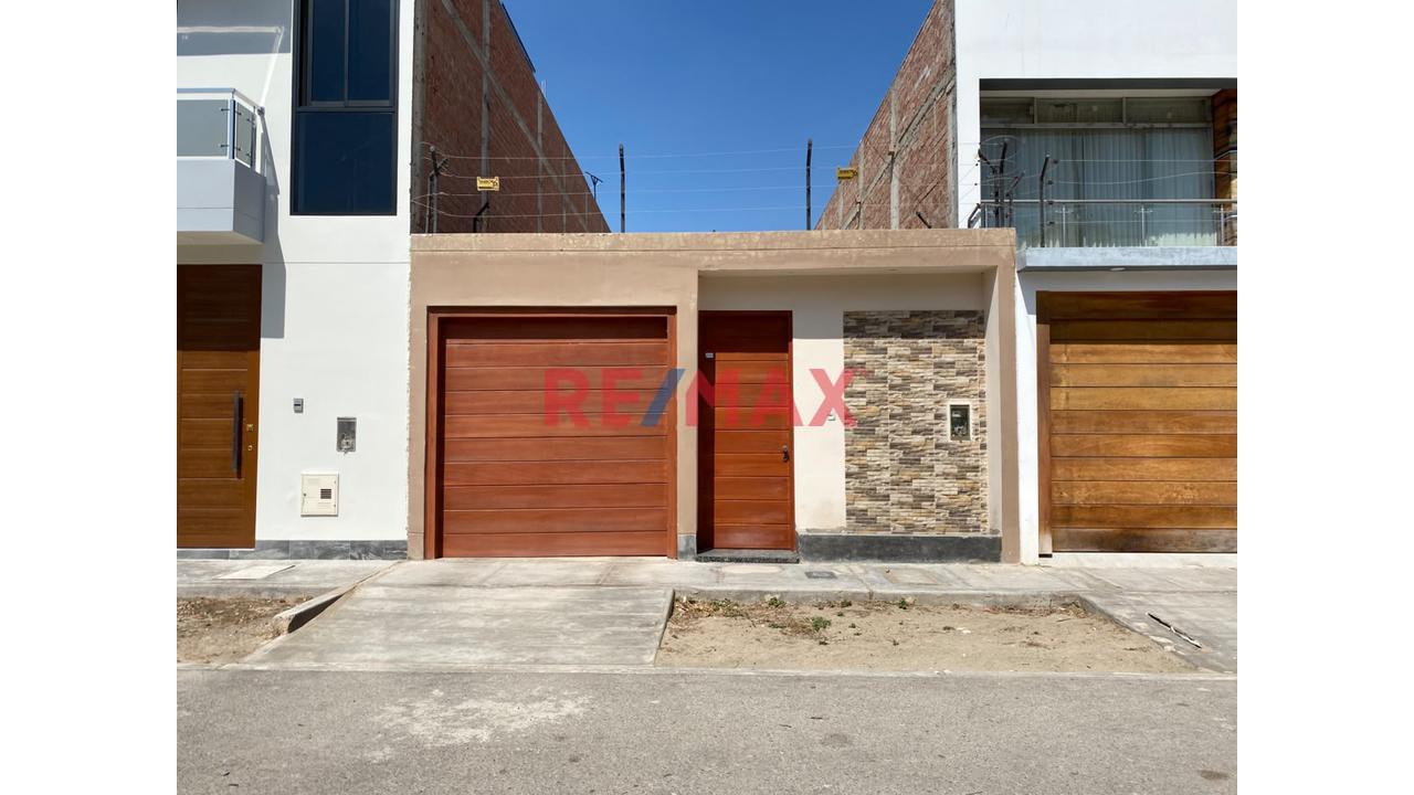 🏡Vendo Hermosa Casa✨ ¡Tu Nuevo Hogar Te Espera En Villa Los Sauces De Pimentel! ✨🏡 - 1