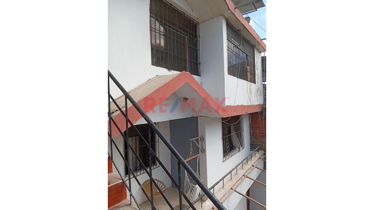 Se Vende Propiedad En Urb. Miraflores Calle Las Carolinas Mz. H1 Lote 8 Que Consta De 5 Dptos. Con Partidas Independientes. - 10