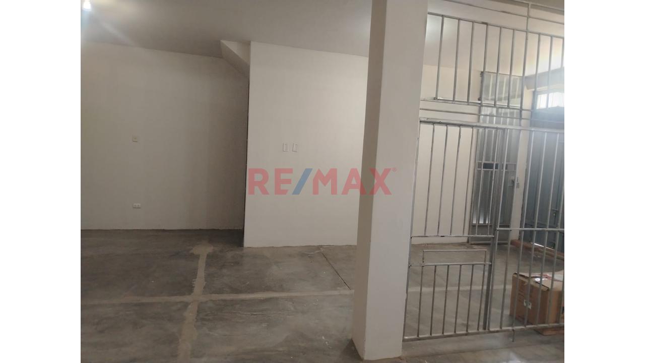Alquiler De Local Comercial De 160 M² En Primer Piso – Puente Piedra - 4