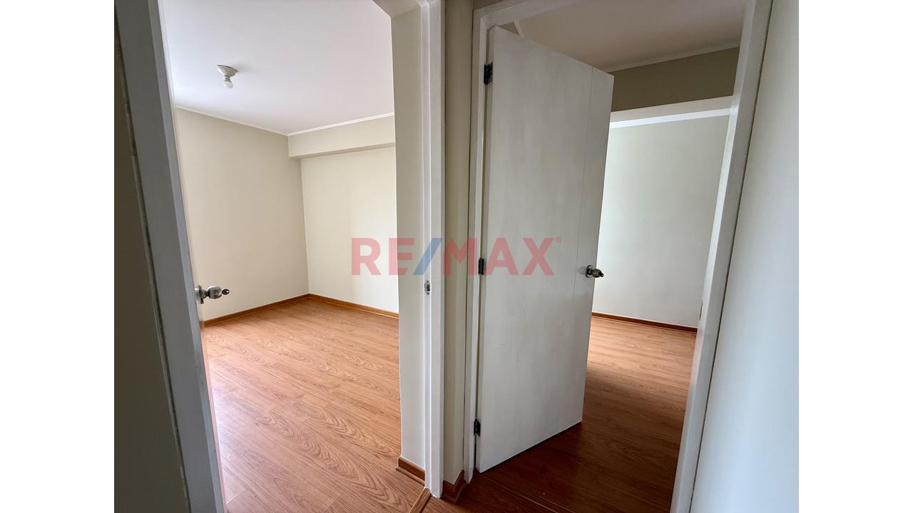 🏡 *Alquiler De Departamento En Chorrillos 🏡* 📍 Av. Guardia Civil 665 (En Condominio - 3Er Piso Con Vista Externa) — foto 7