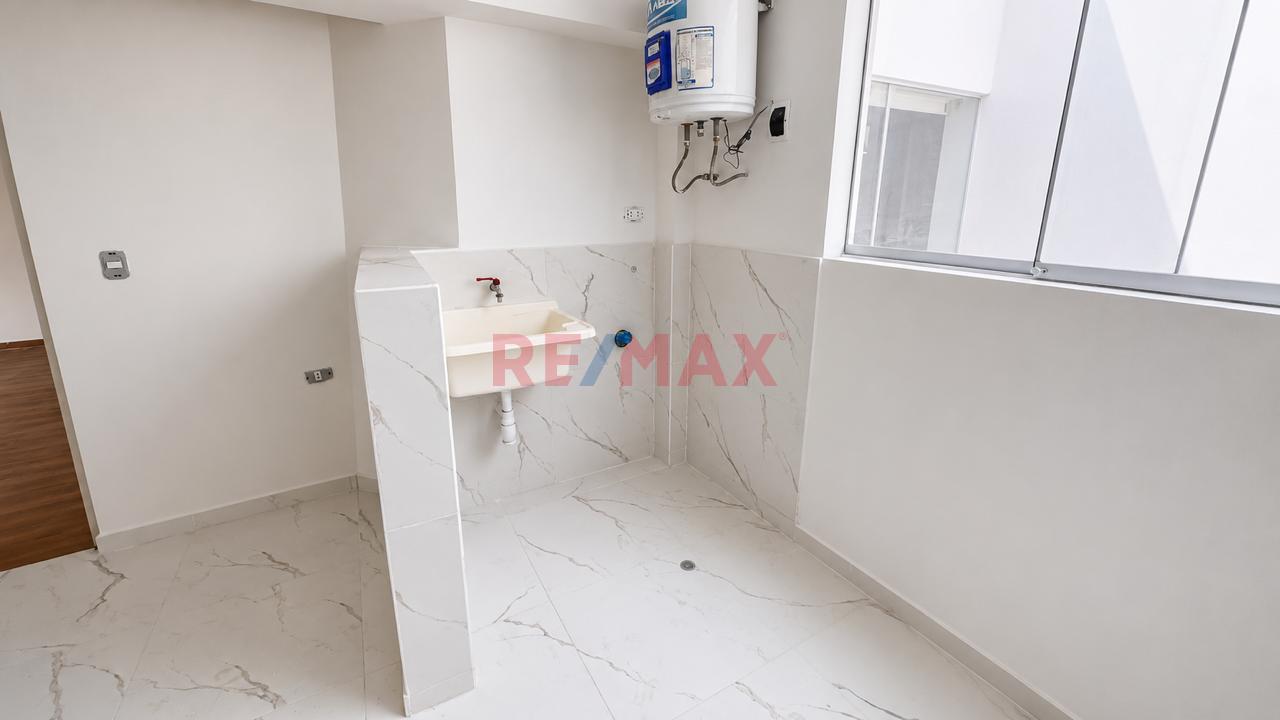Se Vende Hermoso Departamento En La Molina | Amplio, Iluminado Y Totalmente Renovado - 8