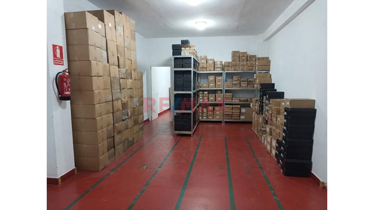 🏢🔥 ¡Oportunidad De Inversión! Propiedad De 4 Niveles Con Gran Potencial Comercial En Lima Norte — foto 12