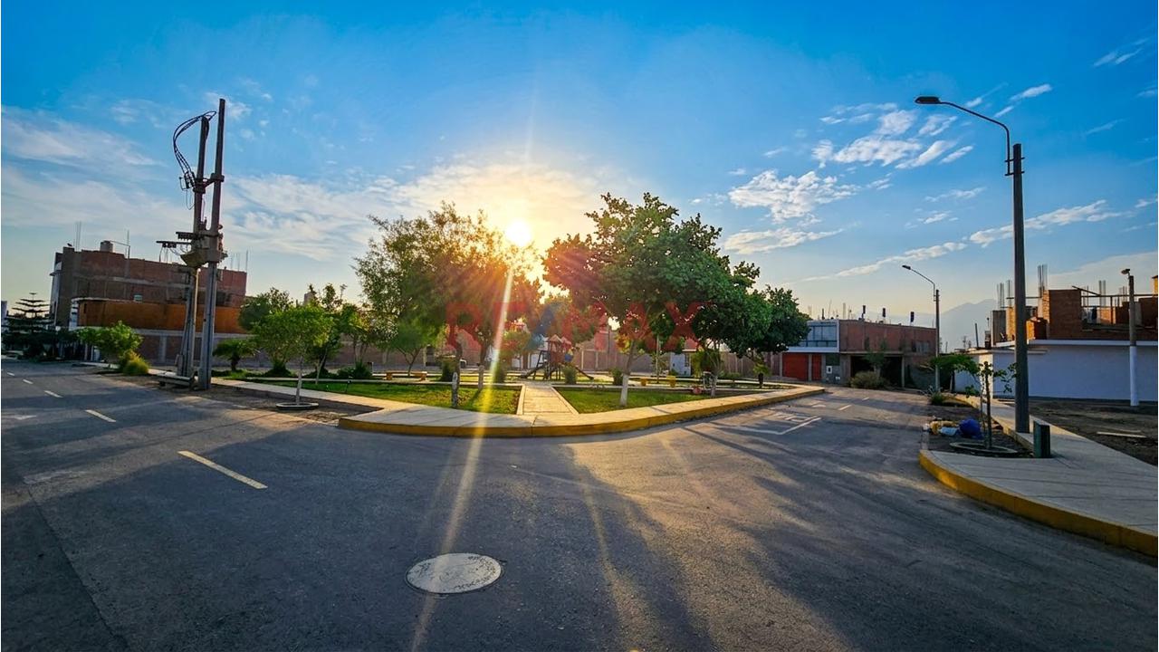 🏡✨ ¡𝗧𝗘𝗥𝗥𝗘𝗡𝗢 𝗘𝗡 𝗩𝗘𝗡𝗧𝗔 𝗘𝗡 𝗖𝗔𝗥𝗔𝗕𝗔𝗬𝗟𝗟𝗢! ✨🏡 📍 📍 𝗨𝗿𝗯. 𝗖𝗮𝘀𝗰𝗮𝗱𝗮𝘀 – 𝟯.ª 𝗘𝘁𝗮𝗽𝗮   – 𝗲𝘅𝗰𝗲𝗹𝗲𝗻𝘁𝗮 𝗼𝗽𝗼𝗿𝘁𝘂𝗻𝗶𝗱𝗮𝗱