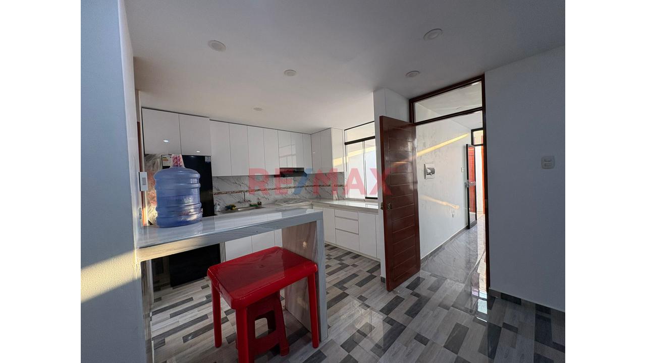 Casa Multifamiliar En Venta - Urb Atos Del Valle Centenario - 5