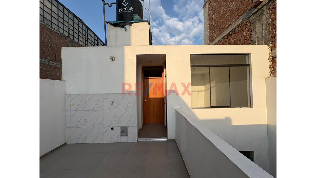 Casa Multifamiliar En Venta - Urb Atos Del Valle Centenario - 18