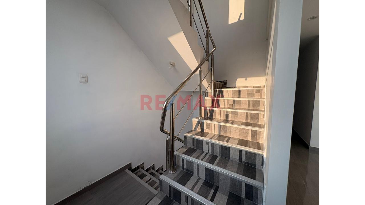 Casa Multifamiliar En Venta - Urb Atos Del Valle Centenario - 11