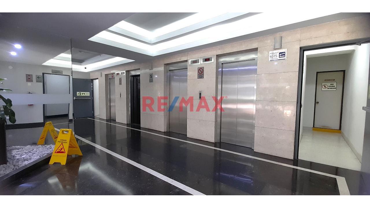 Oficina Ejecutiva En Alquiler En San Isidro – Ideal Para Firmas De Prestigio — foto 15