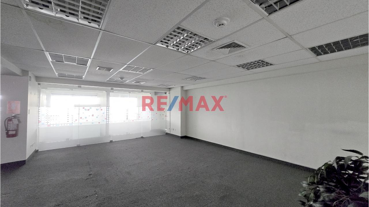 Oficina Ejecutiva En Alquiler En San Isidro – Ideal Para Firmas De Prestigio — foto 10