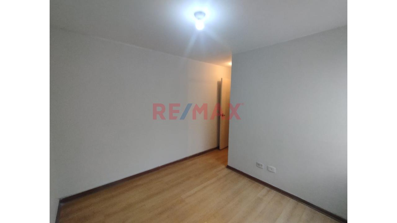 Alquilo Amplio Departamento . 3 Dormitorios ,4To Piso– Chorrillos! 🏡 - 8