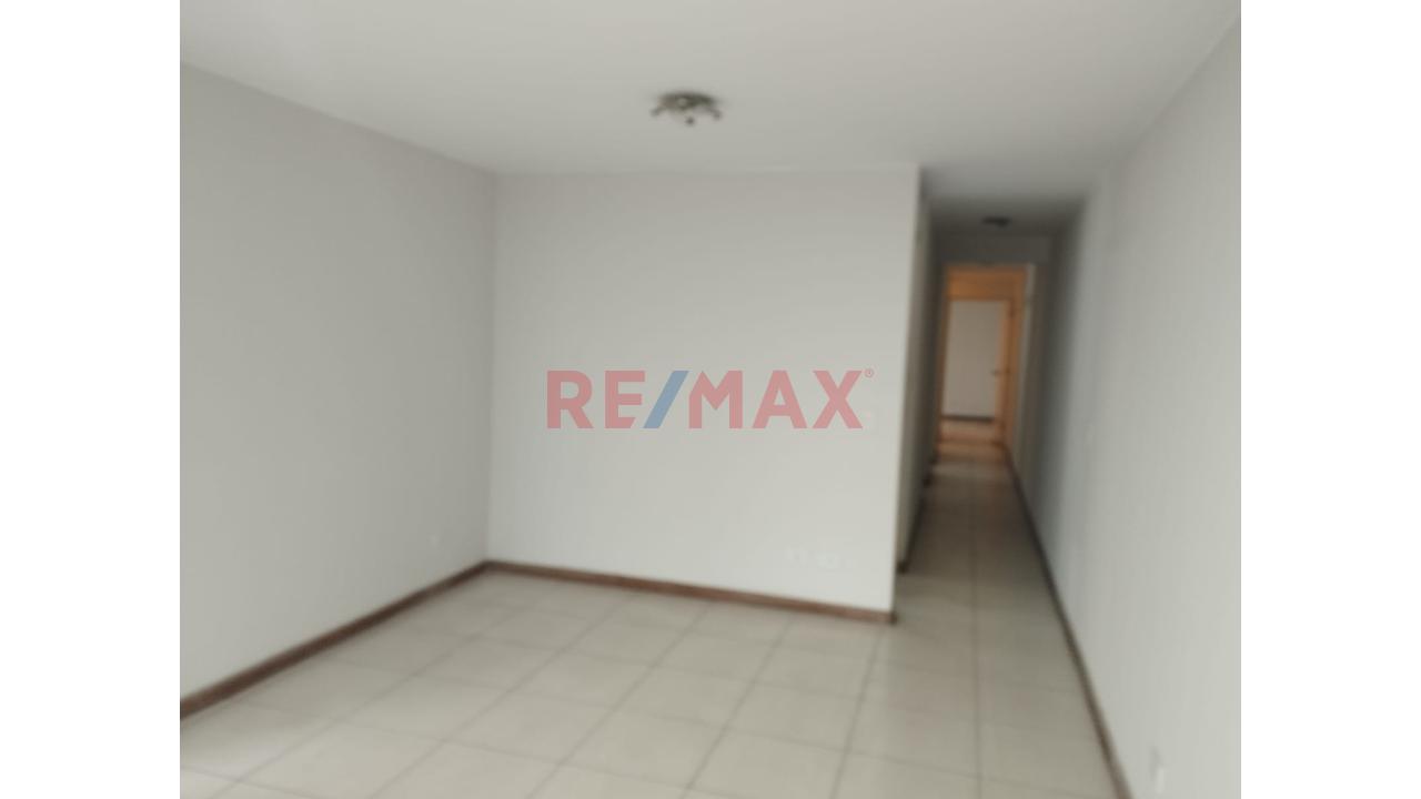 Alquilo Amplio Departamento . 3 Dormitorios ,4To Piso– Chorrillos! 🏡 - 3