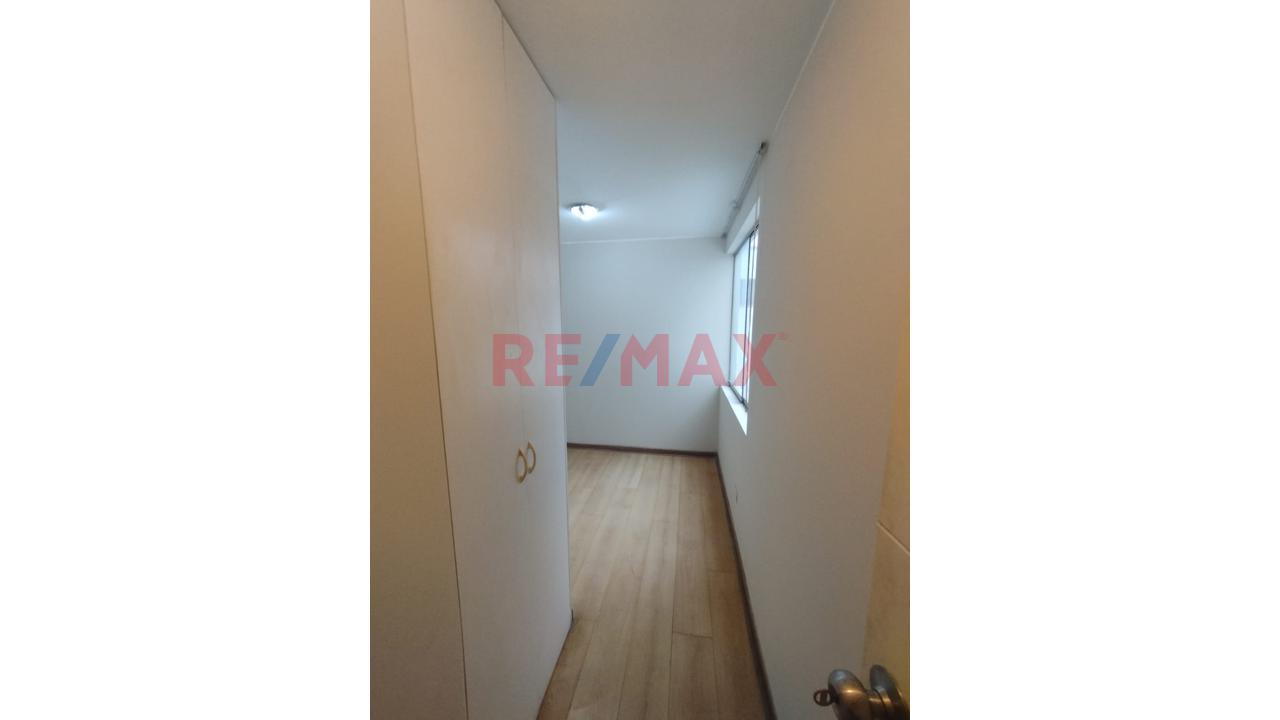 Alquilo Amplio Departamento . 3 Dormitorios ,4To Piso– Chorrillos! 🏡 - 12