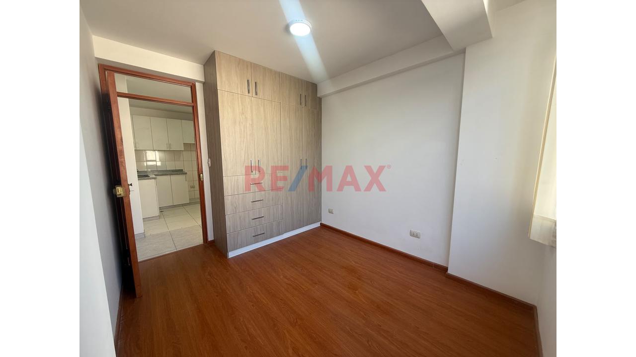 Se Vende Departamento De Estreno En Urb. Santa Ursula - Jlbyr — foto 6