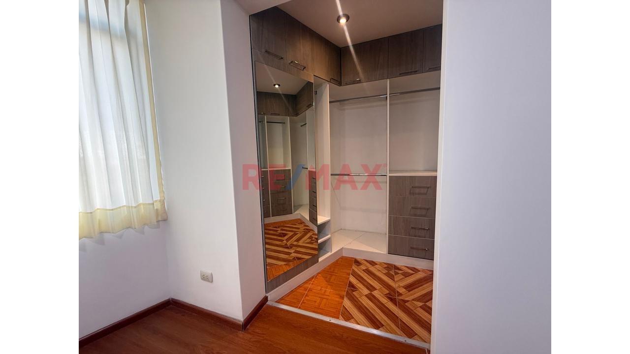 Se Vende Departamento De Estreno En Urb. Santa Ursula - Jlbyr — foto 5