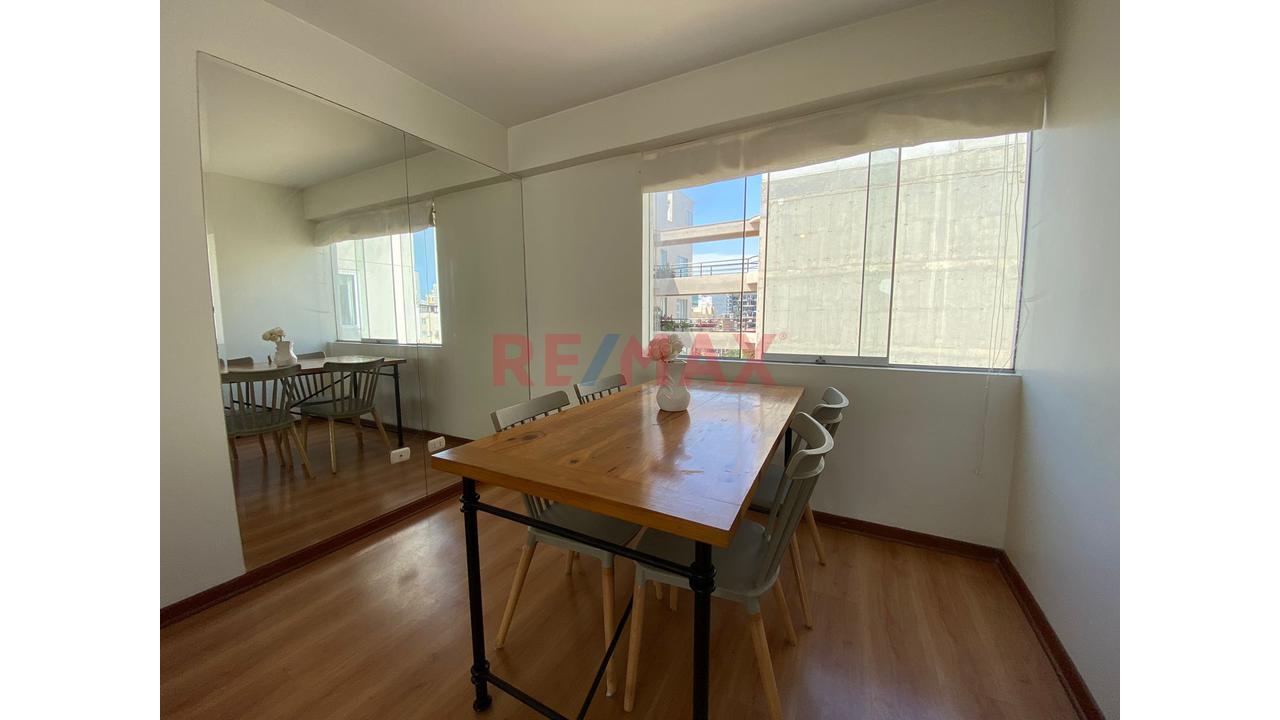 Lindo Departamento Semiamoblado A Tres Cuadras Del Malecón En Miraflores — foto 3