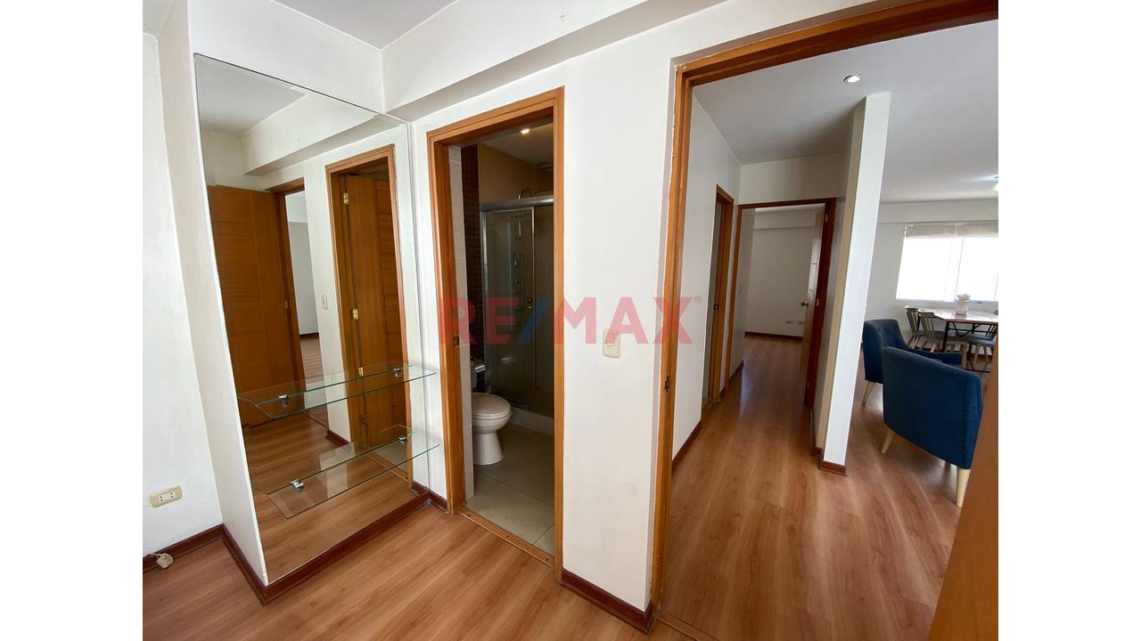 Lindo Departamento Semiamoblado A Tres Cuadras Del Malecón En Miraflores — foto 7