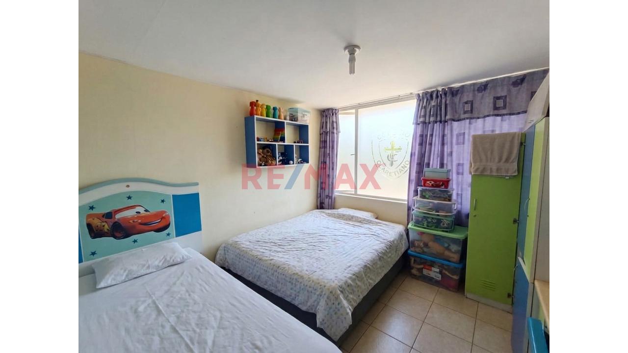 Vendo Amplia Casa Familiar De 160 M² Frente Al Colegio Claretiano. San Miguel - 6