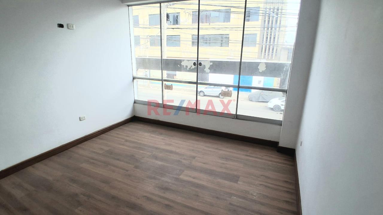 Edificio En Alquiler Urbanizacion Patazca Chiclayo - 18