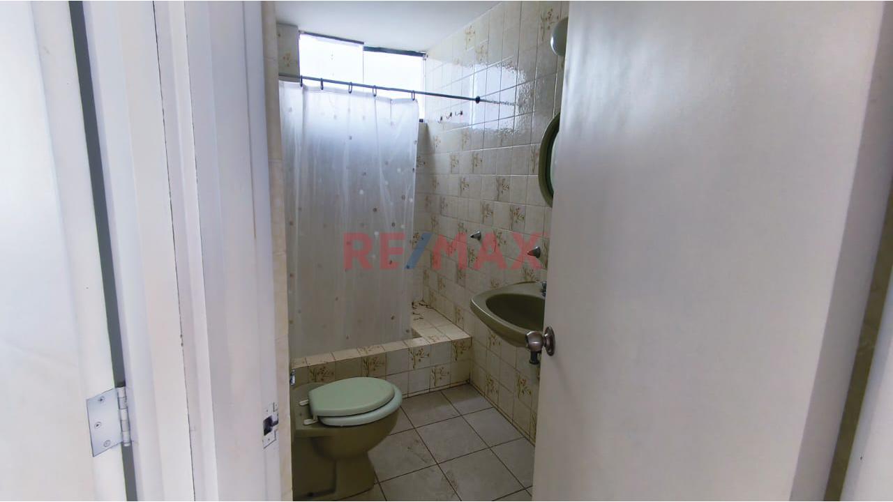 ¡Única Casa En Esquina Frente Al Mar En Santa María Del Mar: Gran Oportunidad Para Proyecto Inmobiliario! - 9