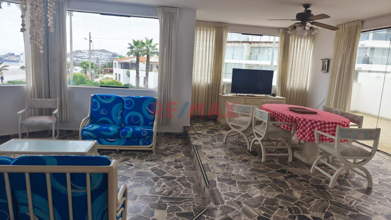 ¡Única Casa En Esquina Frente Al Mar En Santa María Del Mar: Gran Oportunidad Para Proyecto Inmobiliario! - 3