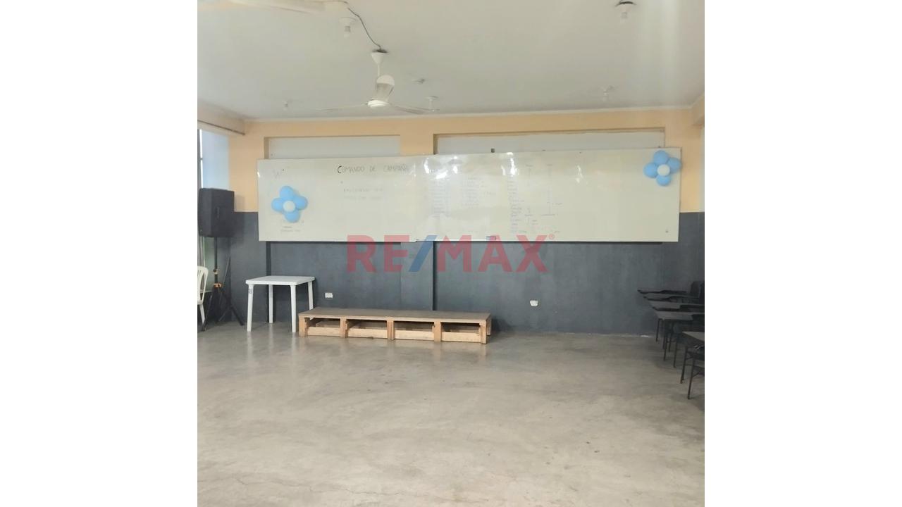 🏢 Alquiler De Local Comercial De 180 M2 - 2Do Piso En San Juan De Lurigancho - 6