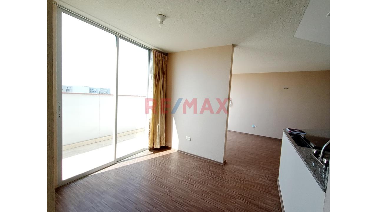 Departamento De 1 Dormitorio Amplio En Venta - Zona Centrica De Breña — foto 3