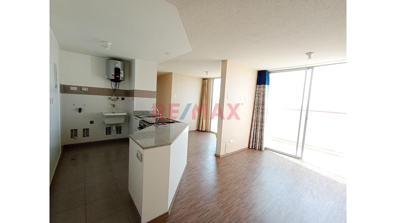 Departamento De 1 Dormitorio Amplio En Venta - Zona Centrica De Breña — foto 2