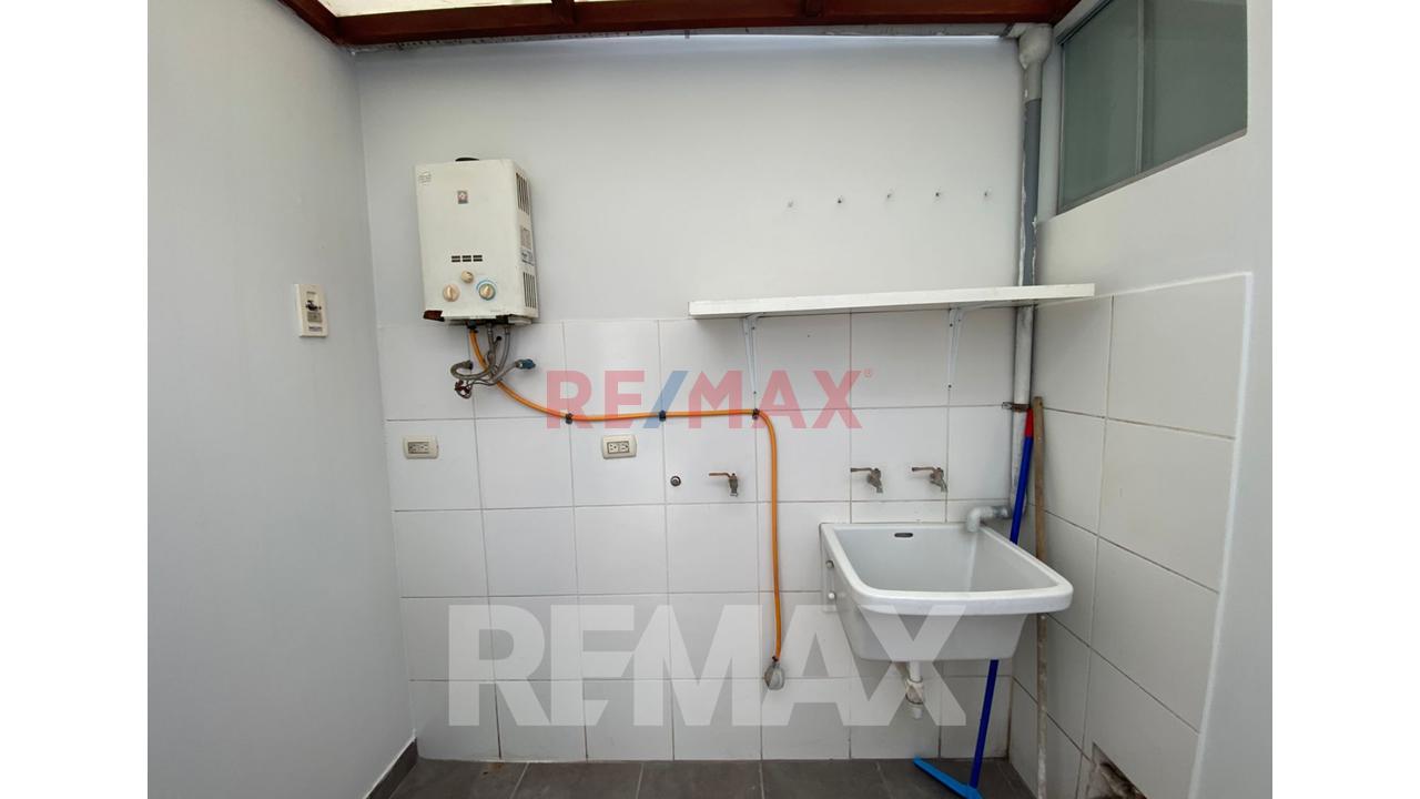 Departamento En Venta En Miraflores – Calle Berlín | Vive O Invierte — foto 14