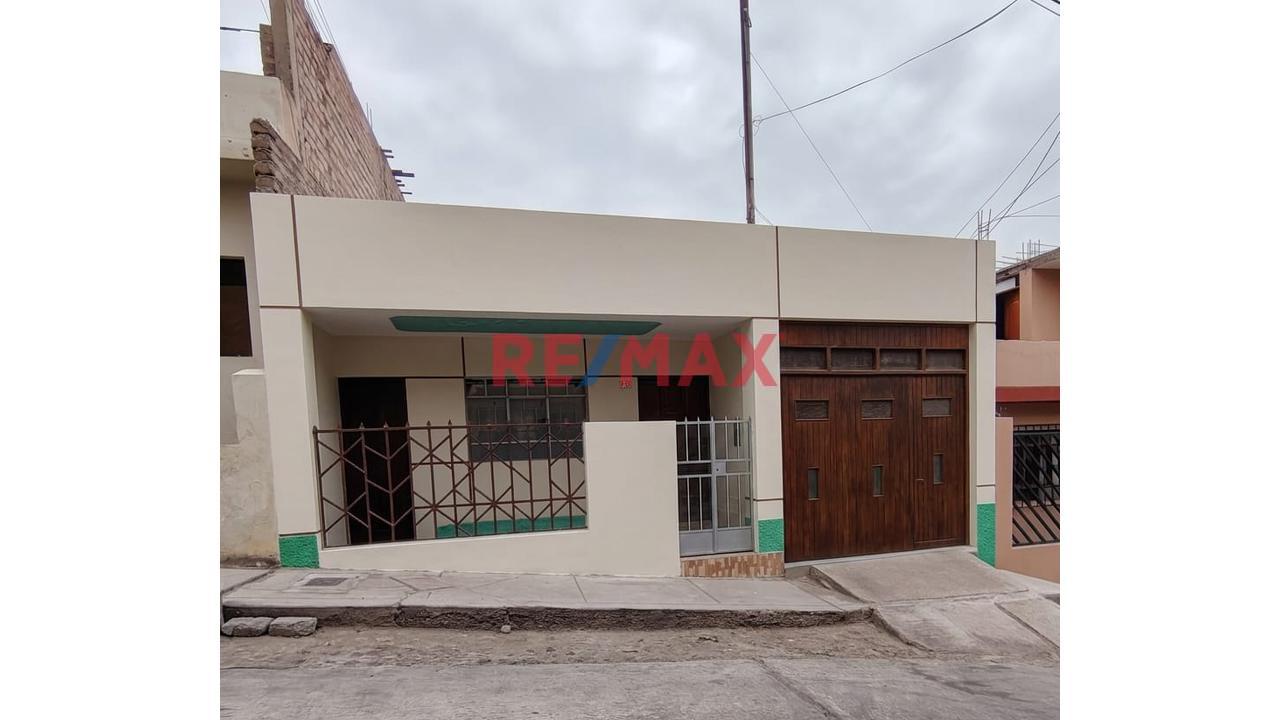 Venta De Casa En La Mejor Zona De Miramar