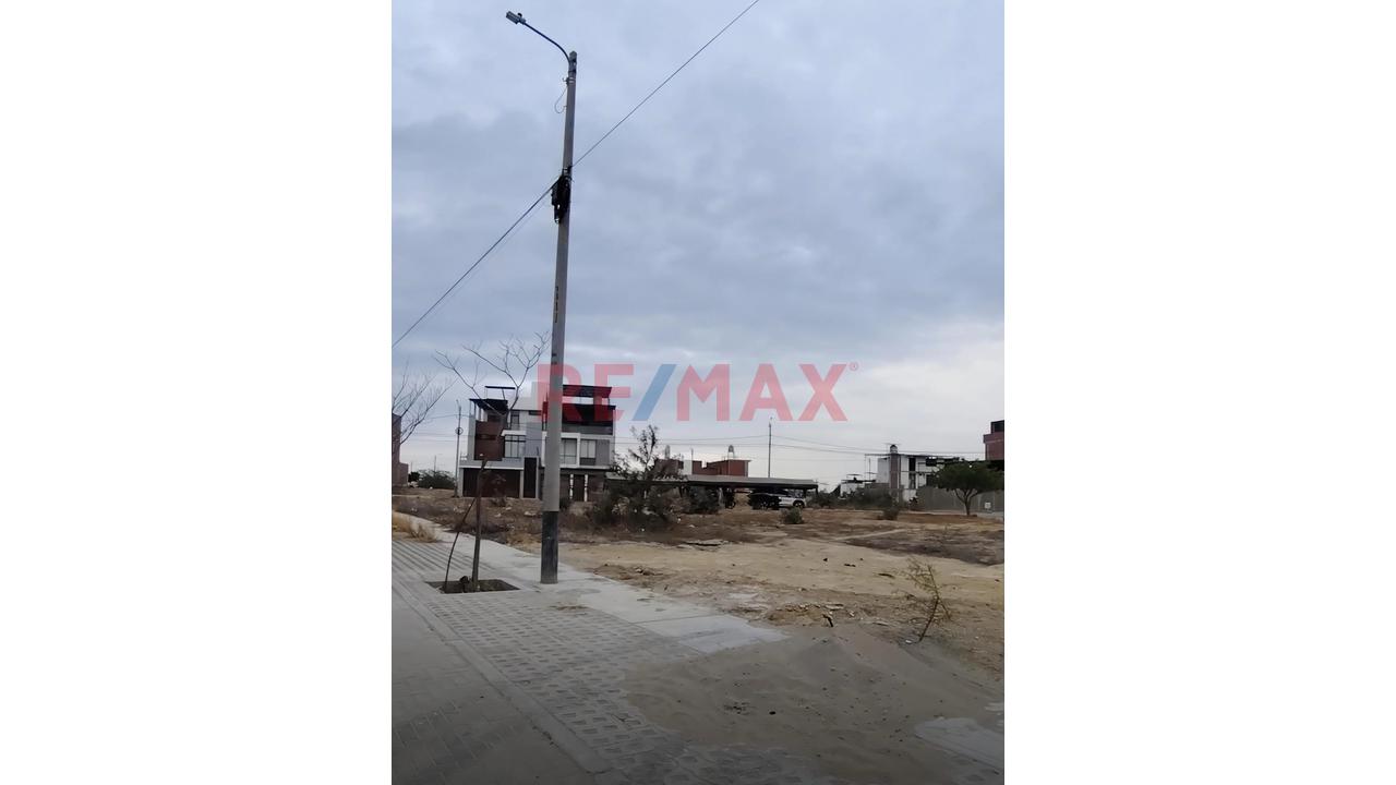 Se Vende Terreno De 200M2 En Mz Cm En Mcc En Boulevard Park Plaza Castilla