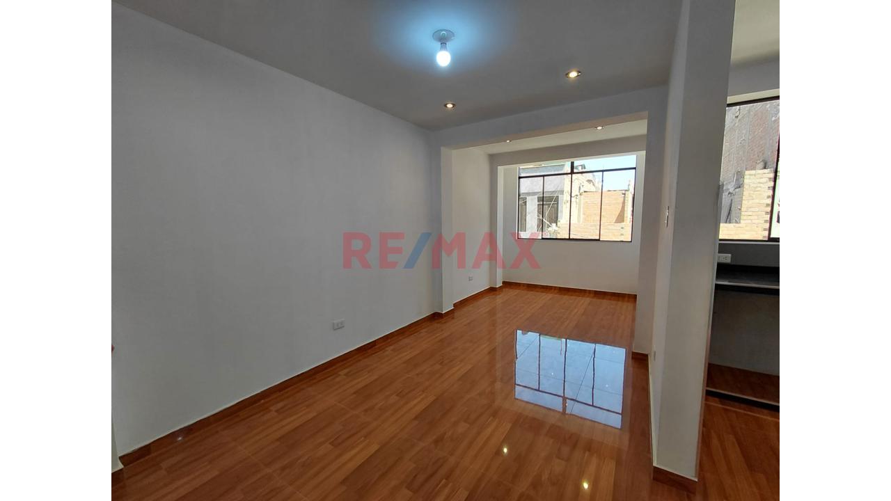 Alquiler  | Departamento De Estreno| Cerca Al Mercado Agrario  Y Universidad Cientifica Del Sur | Los Olivos — foto 3