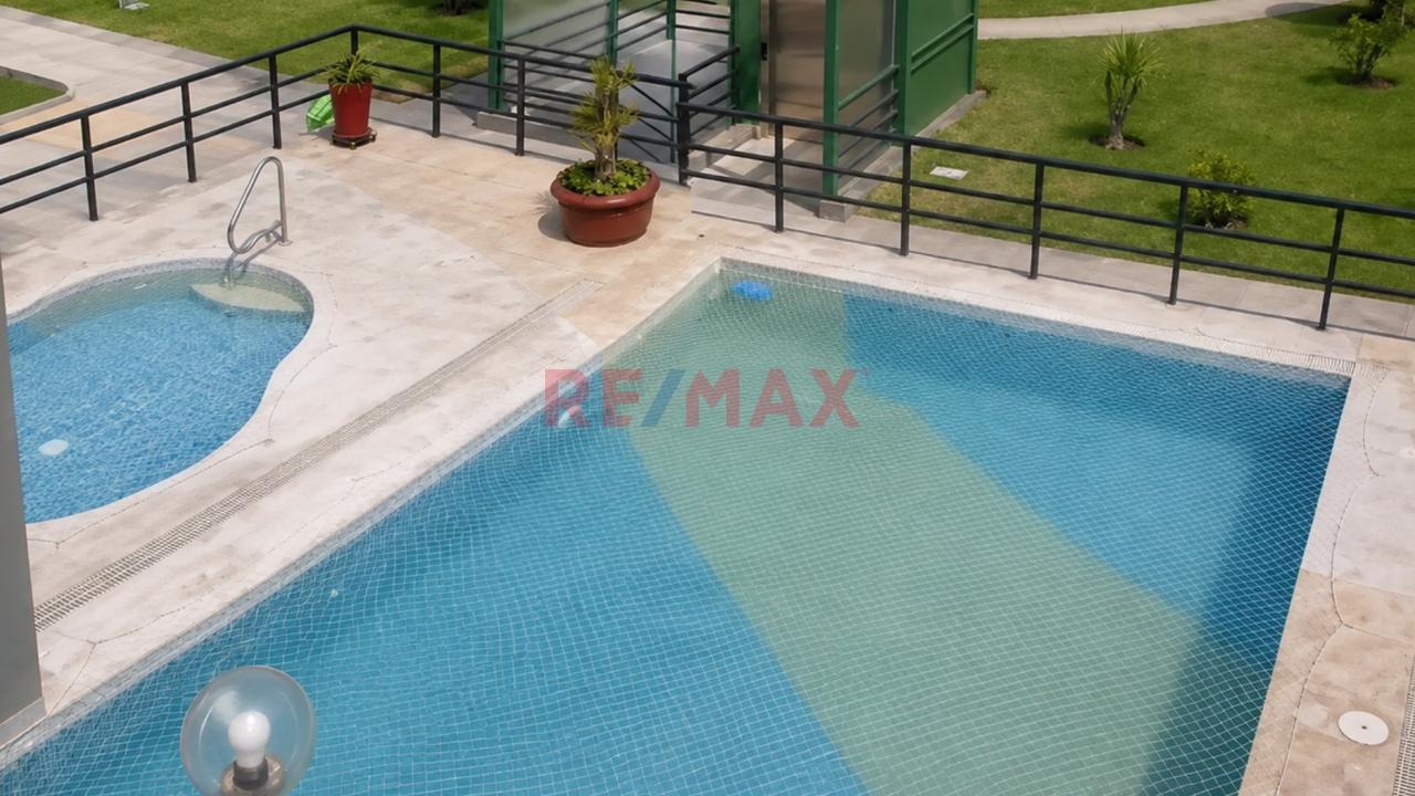 Se Vende Cómodo Y Funcional Departamento En Primer Piso Con Terraza Y Vista Al Jardin De Las Areas Comunes — foto 14