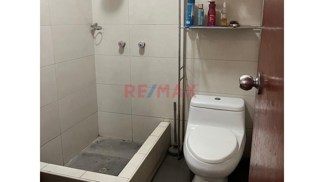 Venta De Casa Como Terreno 160M2 - Urb. Las Viñas De Surco - Callao - 2