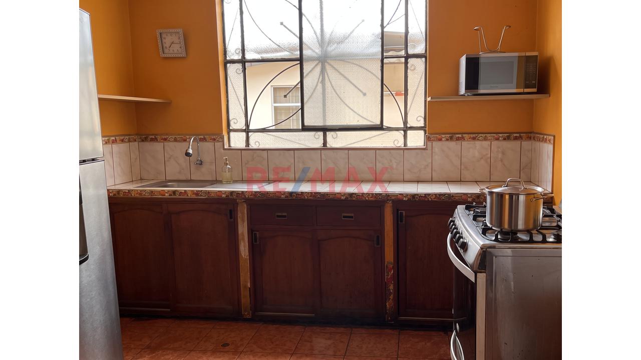 Venta De Casa Como Terreno 160M2 - Urb. Las Viñas De Surco - Callao - 4