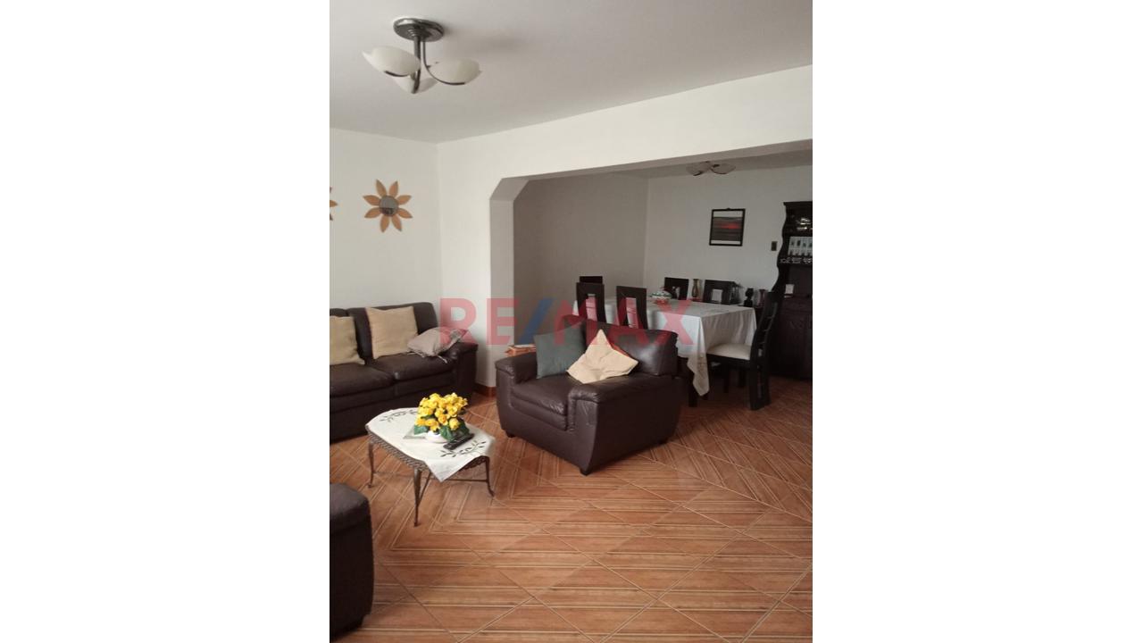 Amplia Propiedad En Venta – Excelente Ubicación En Urbanización Ilo - 3