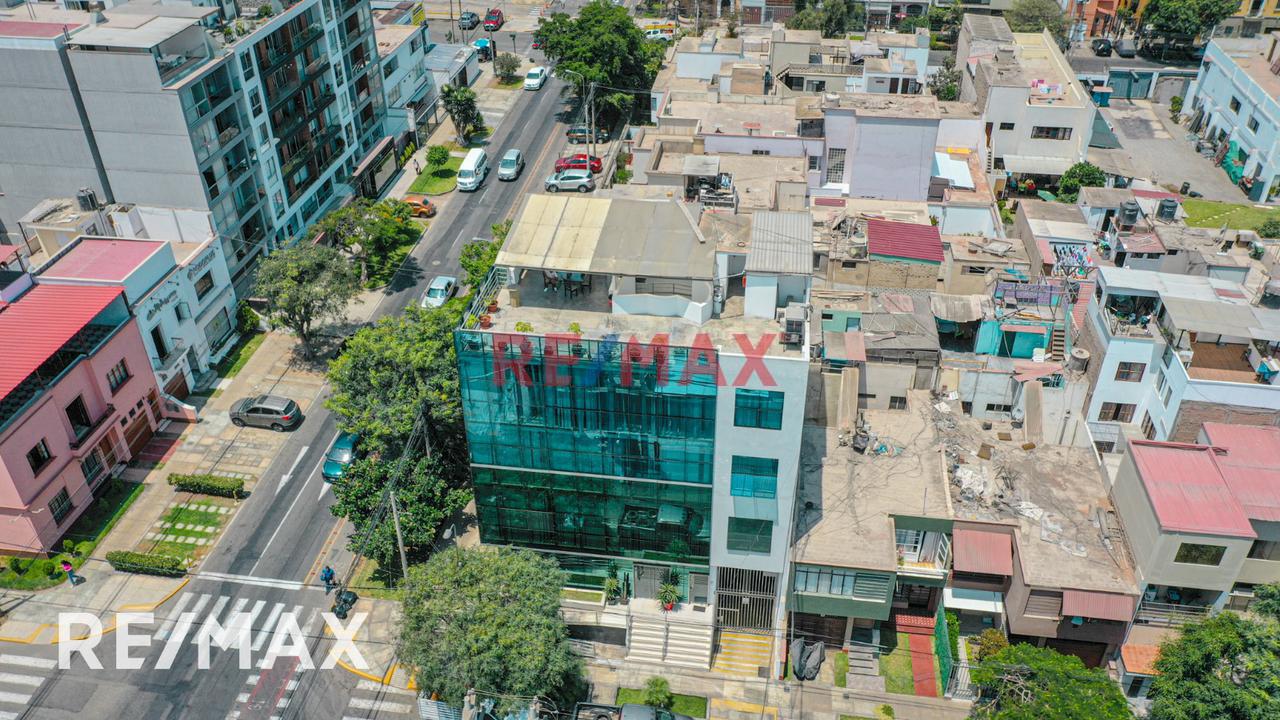 Oficina Moderna 60 M² En Lince – Ubicación Estratégica Cerca A Javier Prado - 2