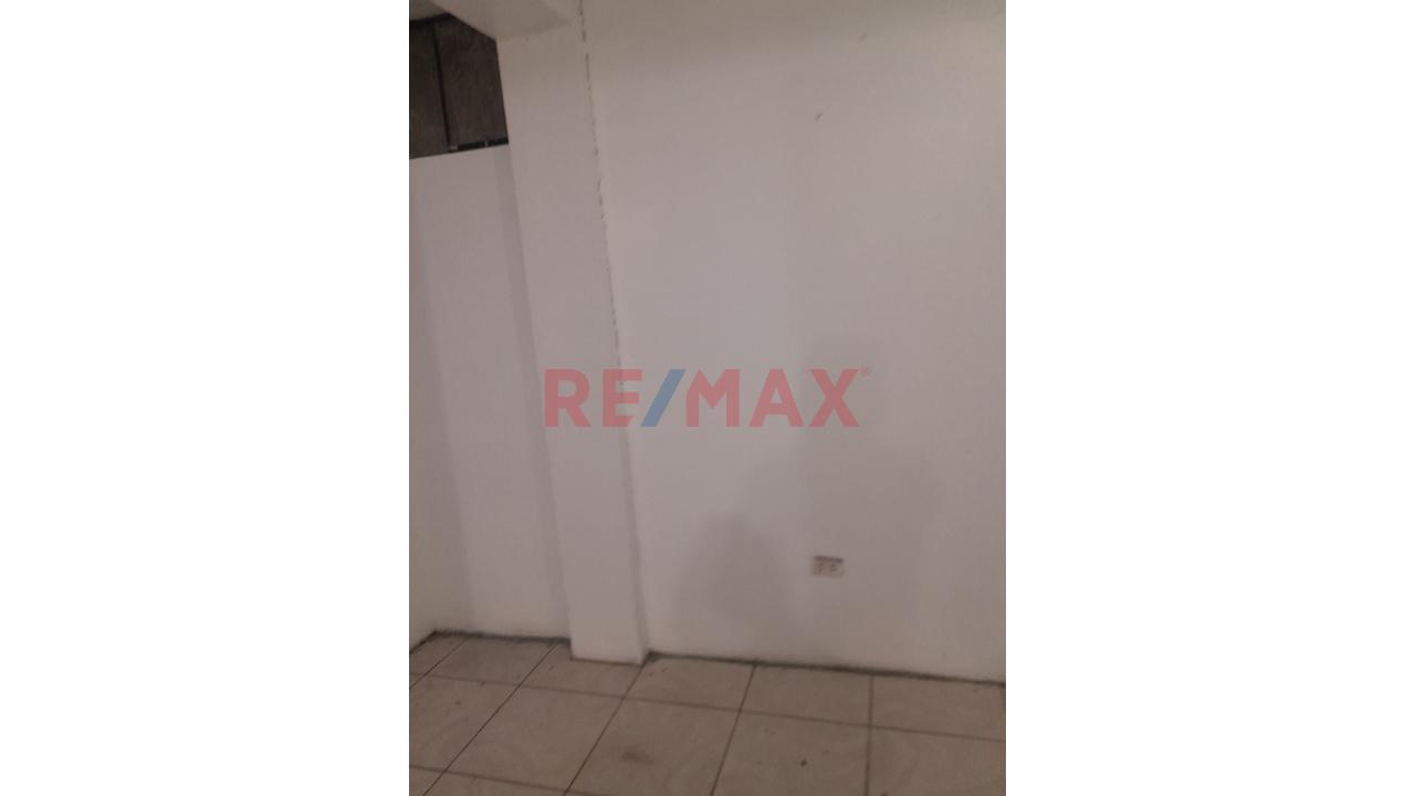 Local Comercial En Alquiler – Comas | S/ 1,400 - 4