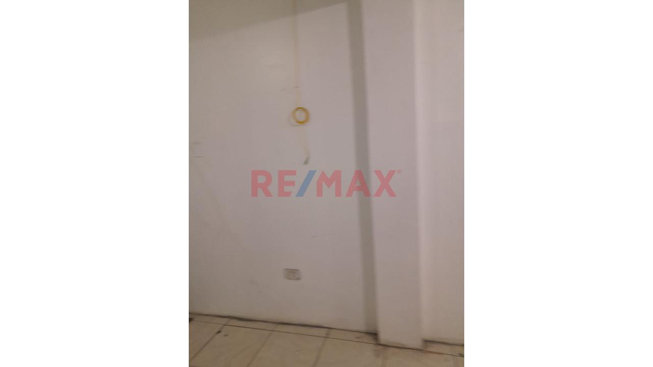Local Comercial En Alquiler – Comas | S/ 1,400 - 8