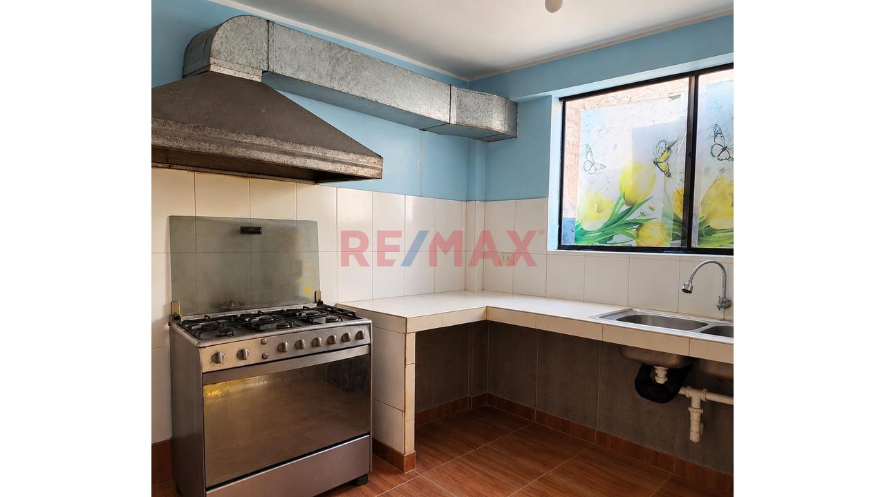 Venta Casa Como Terreno De 140 M² En Villa El Salvador — foto 6
