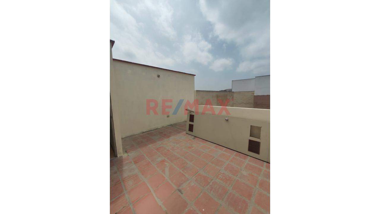 Venta De Duplex 5To Piso + Azotea 4 Hab. Urb. San Diego - Condominio San Diego De Alcala - 7
