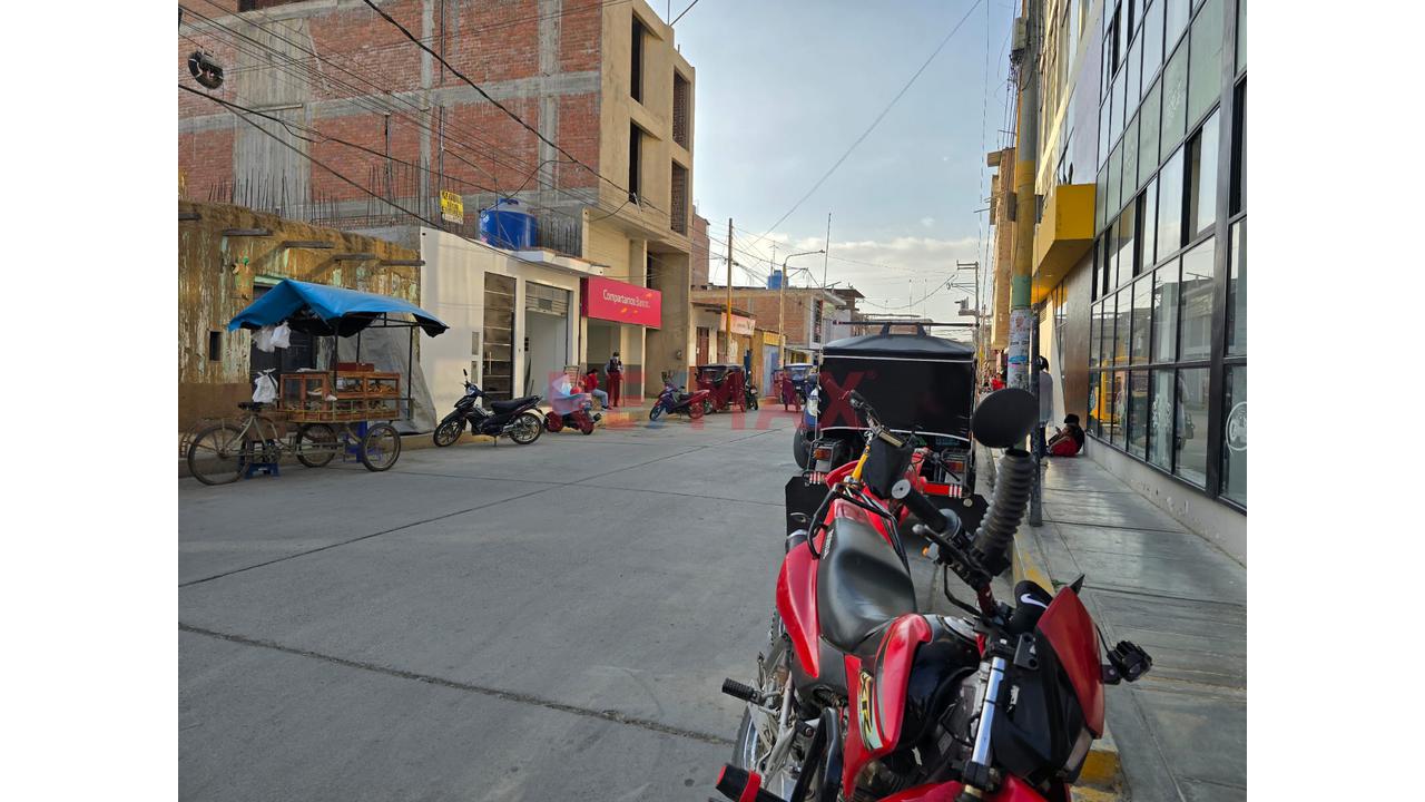 Local Comercial En Alquiler En Calle Huascar - Olmos - 7