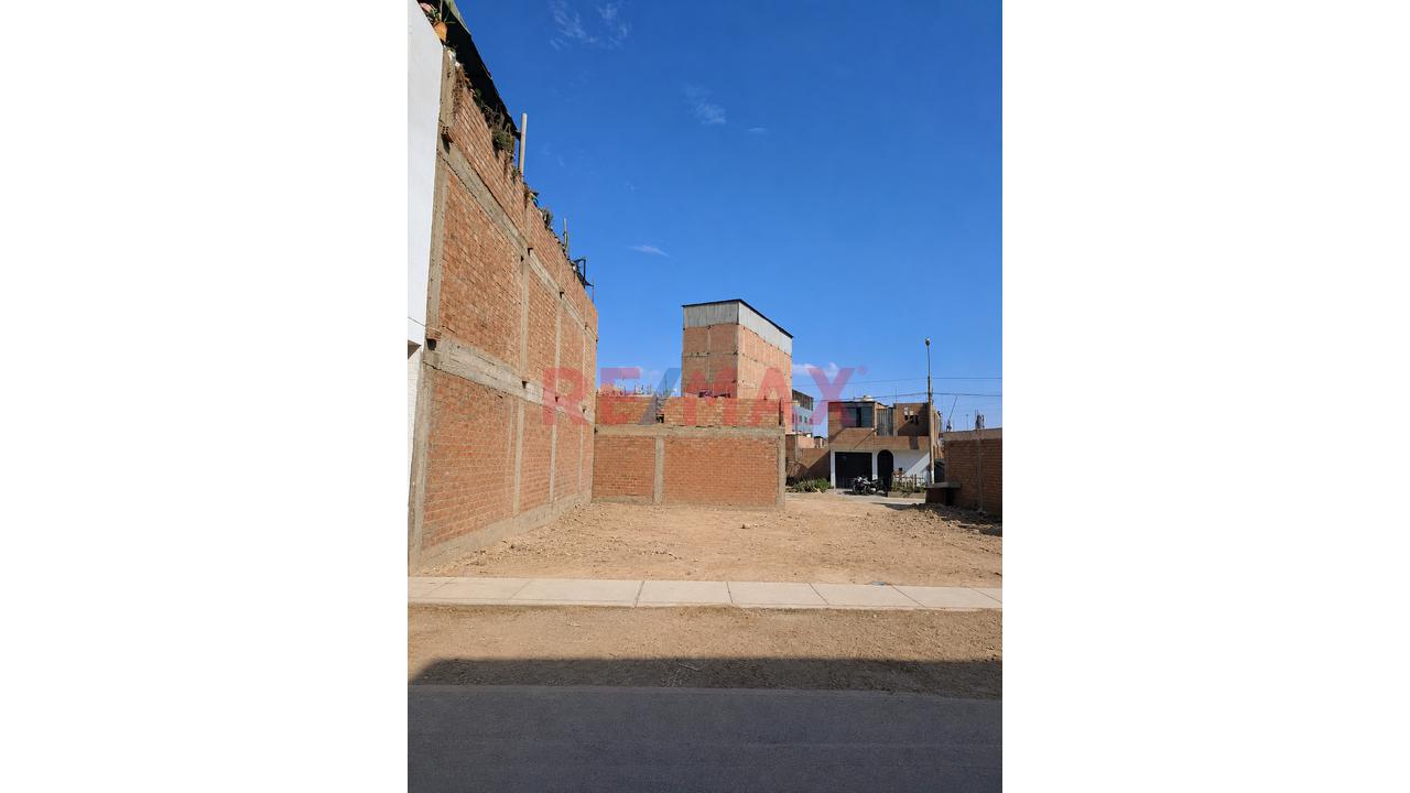¡Terreno En Venta En Carabayllo 105 M2 - Urb. San Pedro