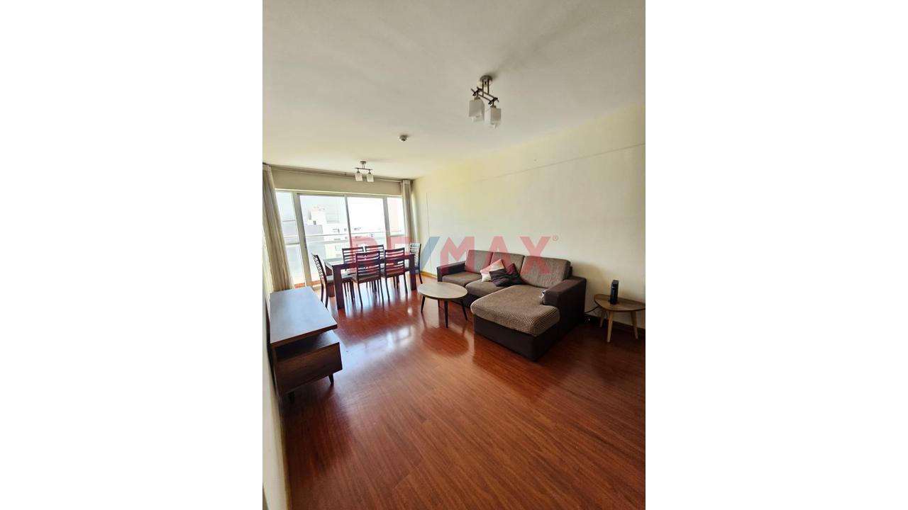 Vendo Departamento En Piso 13: Vista Panorámica, Cochera Y A Pasos Del Real Plaza Salaverry