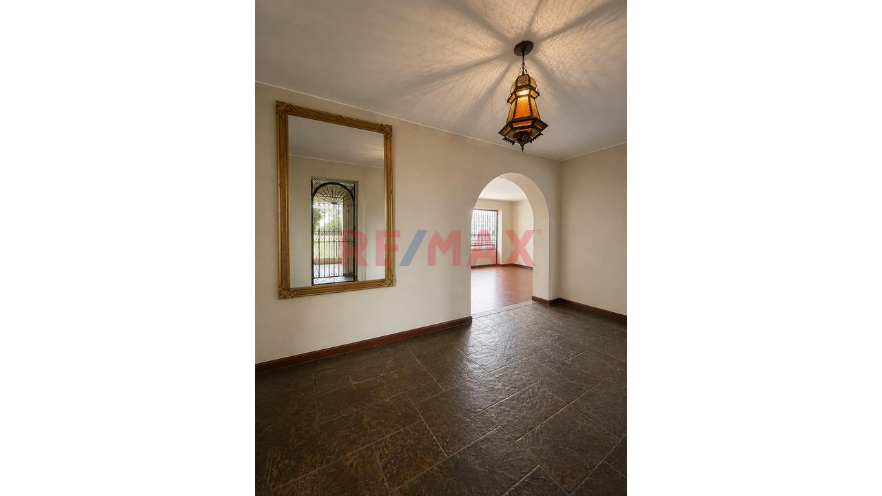 Departamento En Venta San Isidro - Frente Embajada De Chile / 2 Depas En 1 — foto 6