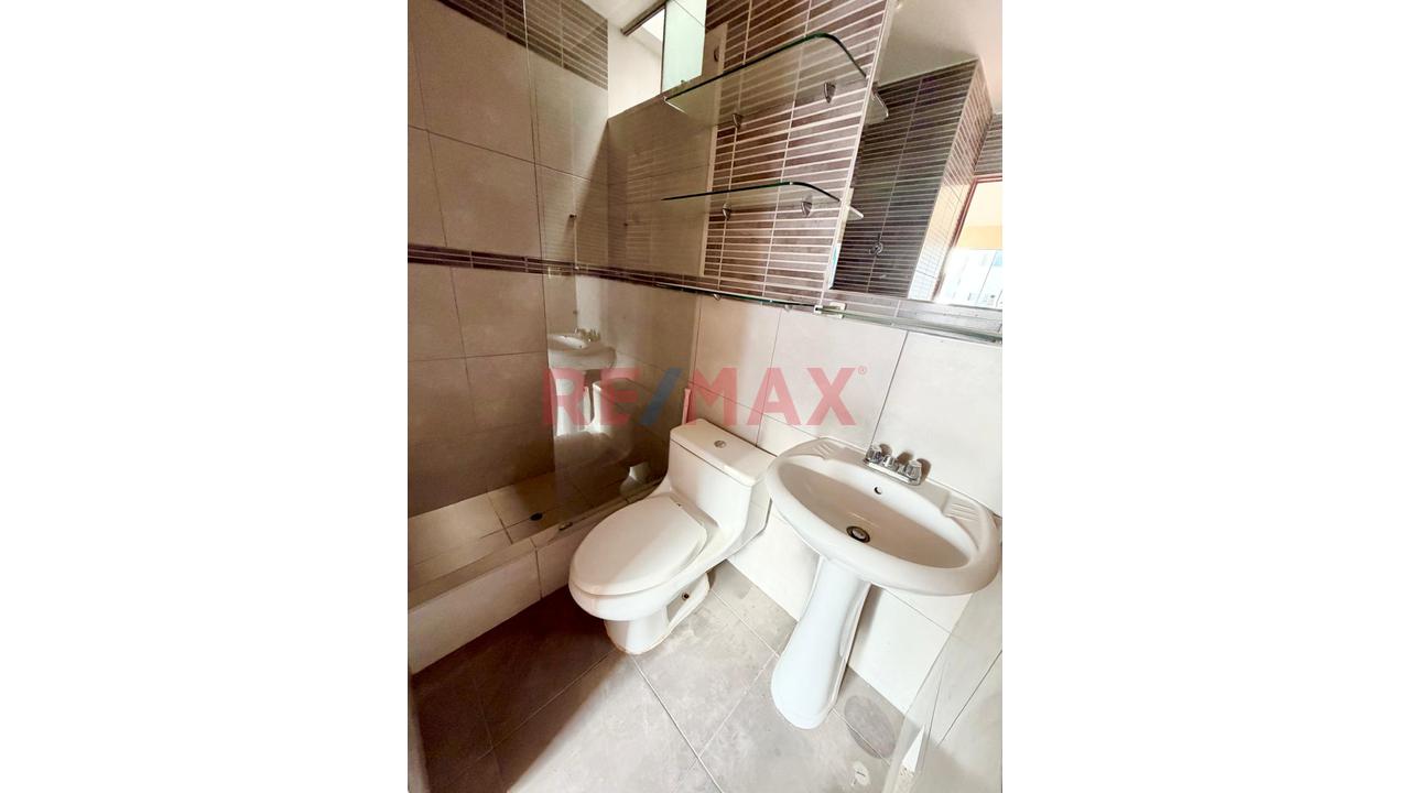 Alquiler De Departamento Con Amplia Terraza Y Cochera – Pueblo Libre — foto 5