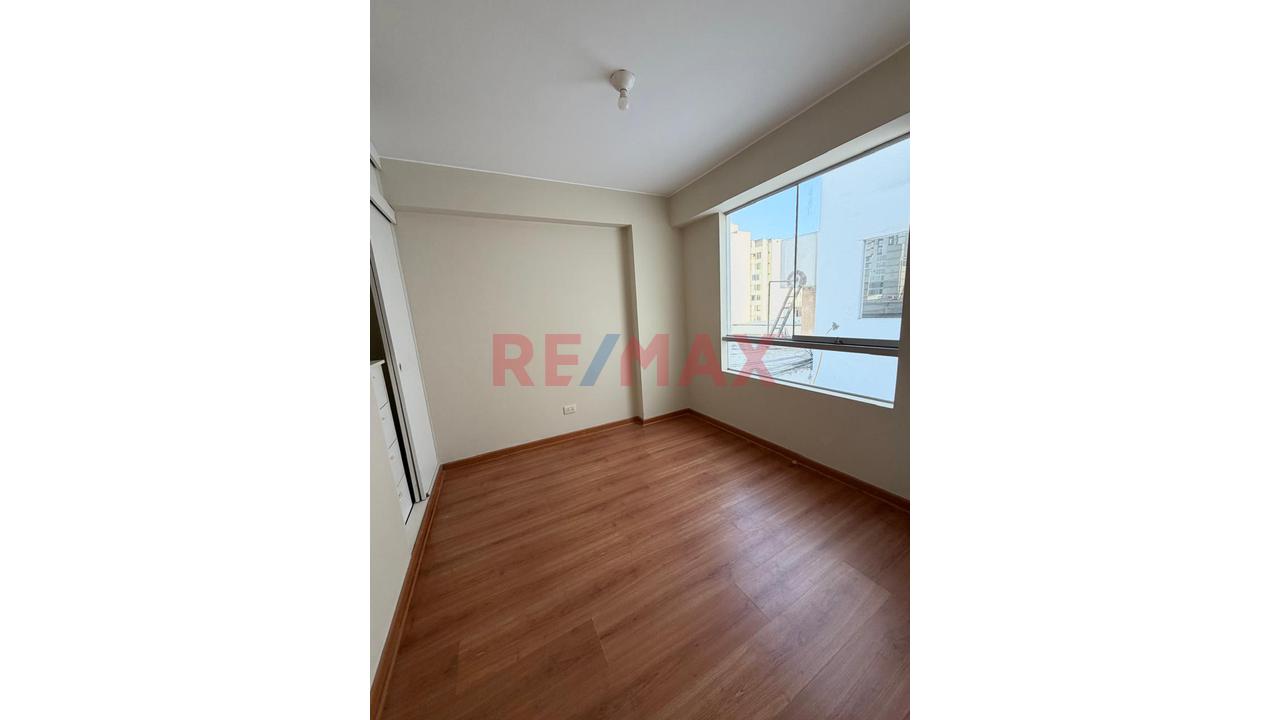 Alquiler De Departamento Con Amplia Terraza Y Cochera – Pueblo Libre — foto 14