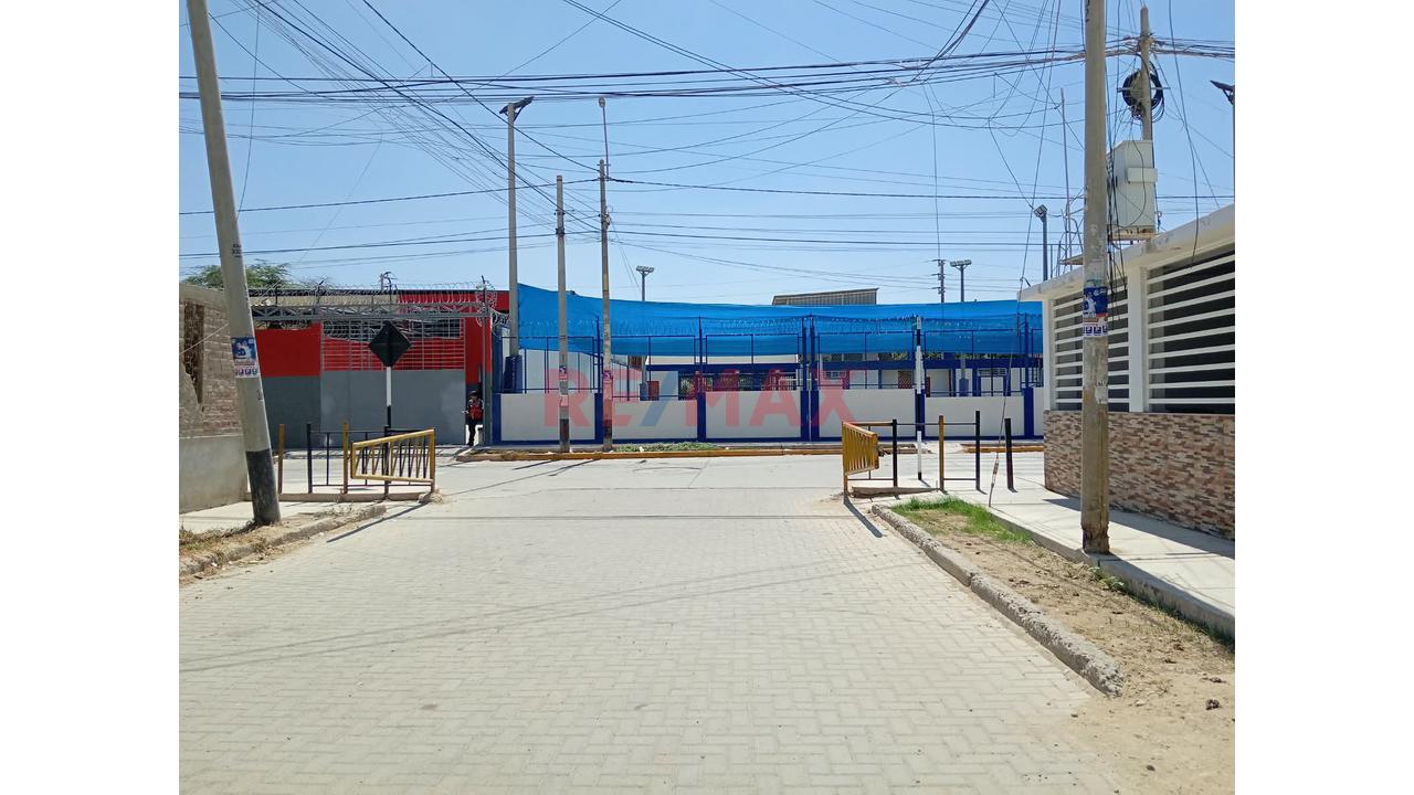 Oportunidad!!! Venta De Casa En Urb. San Bernardo De 160 M2 Cerca A Maxi Ahorro - 11