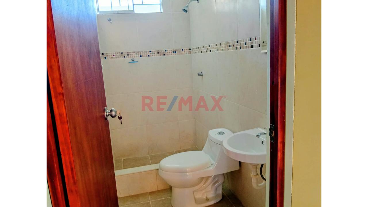 Oportunidad!!! Venta De Casa En Urb. San Bernardo De 160 M2 Cerca A Maxi Ahorro - 10