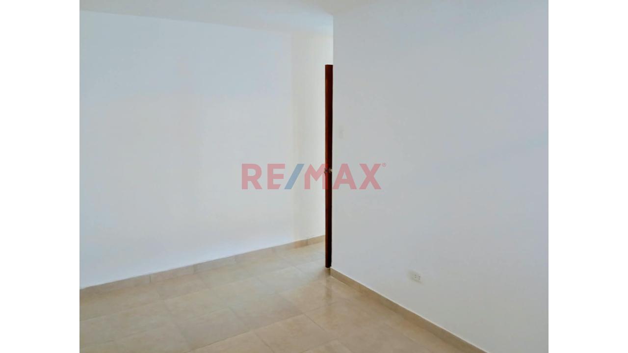 Oportunidad!!! Venta De Casa En Urb. San Bernardo De 160 M2 Cerca A Maxi Ahorro - 7