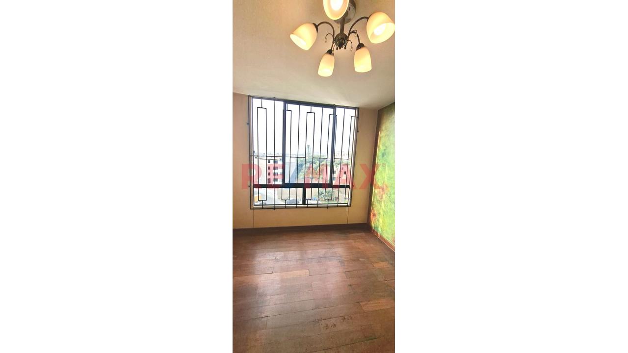 ¡Exclusivo Y Listo Para Mudarse! Departamento De 3 Dor. + Estudio + Cochera Techada En Condominio Con Jardines En Surco — foto 5