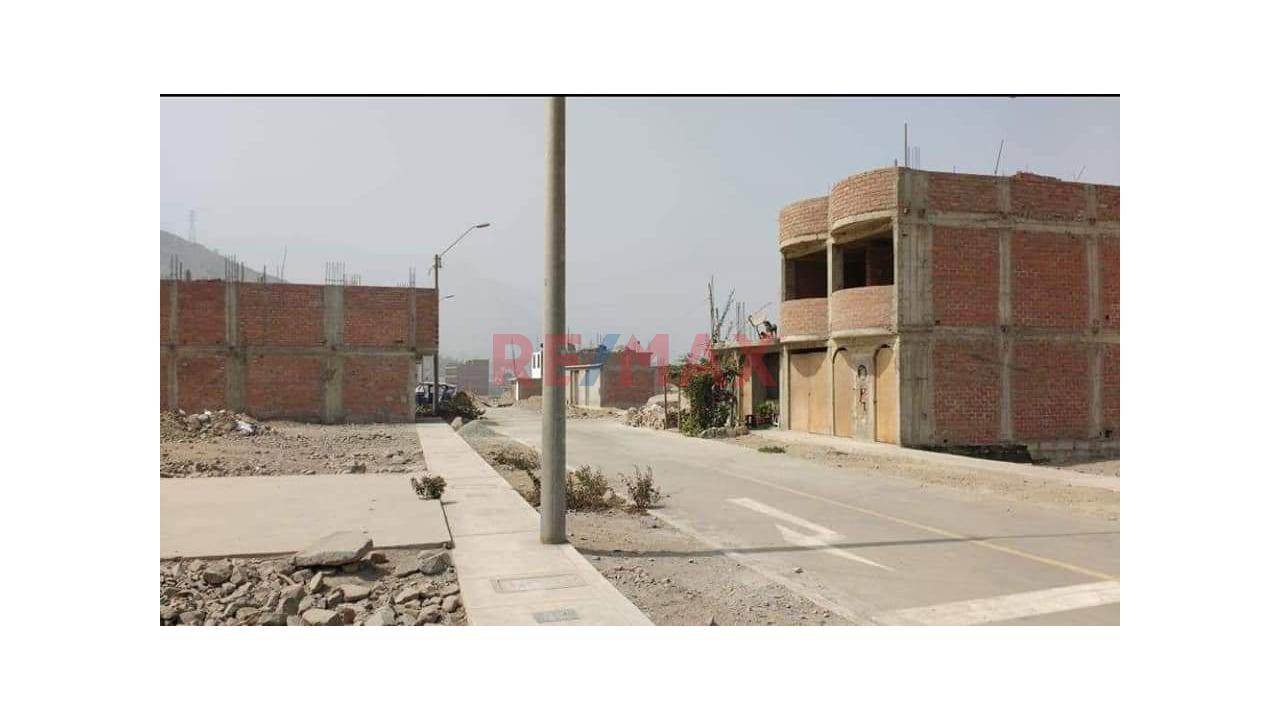 Terreno En Venta En La Urbanización Mirasol De Huampani 130.20 Mt2 — foto 2